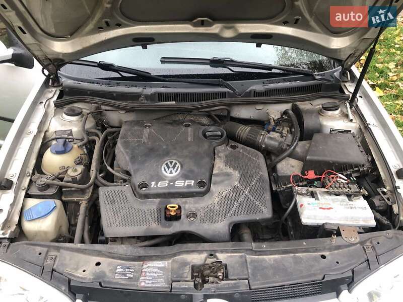 Універсал Volkswagen Golf 1999 в Києві