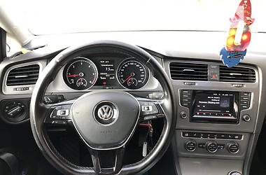 Универсал Volkswagen Golf 2014 в Дунаевцах