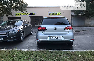 Хетчбек Volkswagen Golf 2013 в Харкові