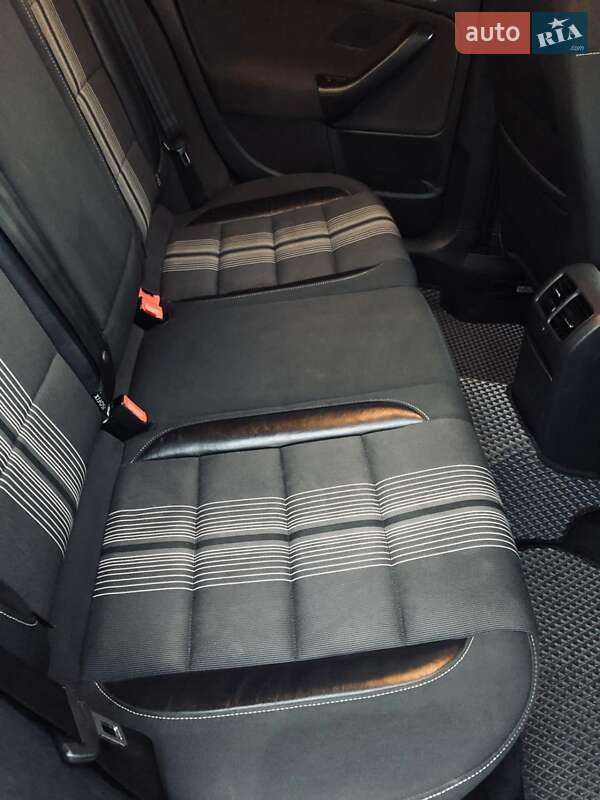 Універсал Volkswagen Golf 2013 в Києві