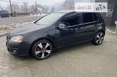 Хэтчбек Volkswagen Golf 2007 в Воловце