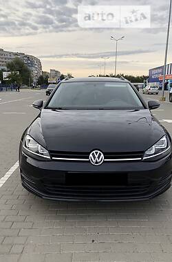 Универсал Volkswagen Golf 2015 в Львове