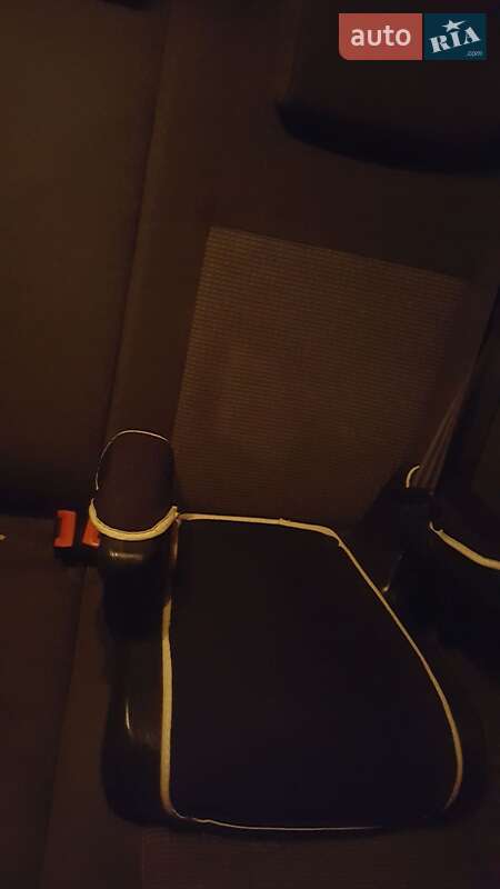 Универсал Volkswagen Golf 2008 в Ровно фото 7 Универсал Volkswagen Golf 2008 в Ровно