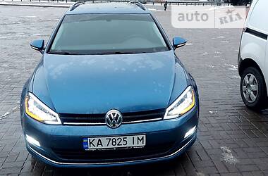 Універсал Volkswagen Golf 2015 в Києві