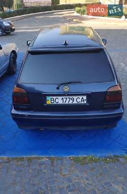 Хэтчбек Volkswagen Golf 1993 в Черновцах