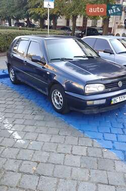 Хэтчбек Volkswagen Golf 1993 в Черновцах