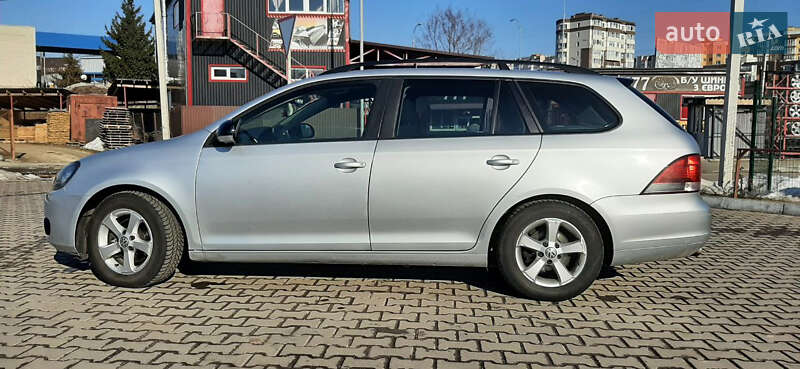 Универсал Volkswagen Golf 2012 в Хмельницком