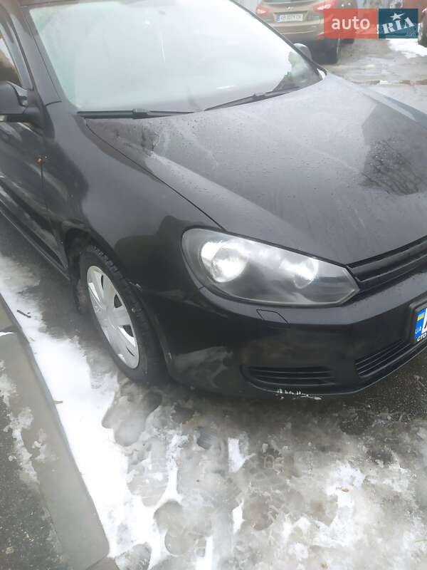 Універсал Volkswagen Golf 2011 в Вінниці