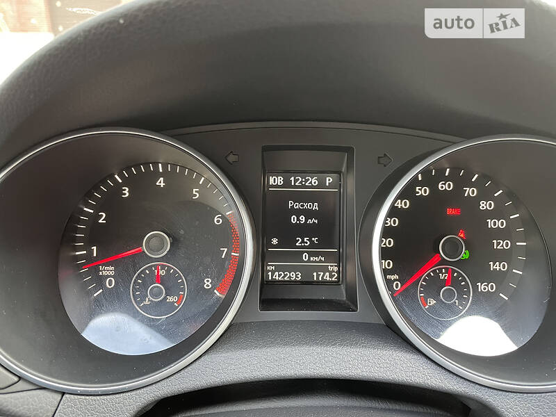 Хэтчбек Volkswagen Golf 2011 в Запорожье