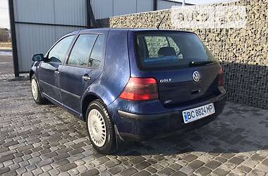 Хэтчбек Volkswagen Golf 2002 в Львове