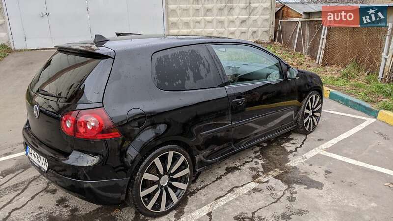 Хетчбек Volkswagen Golf 2007 в Києві