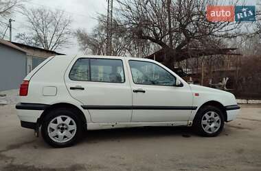 Хетчбек Volkswagen Golf 1993 в Запоріжжі