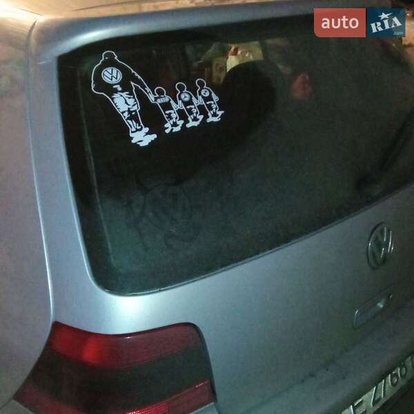 Хэтчбек Volkswagen Golf 1998 в Хотине