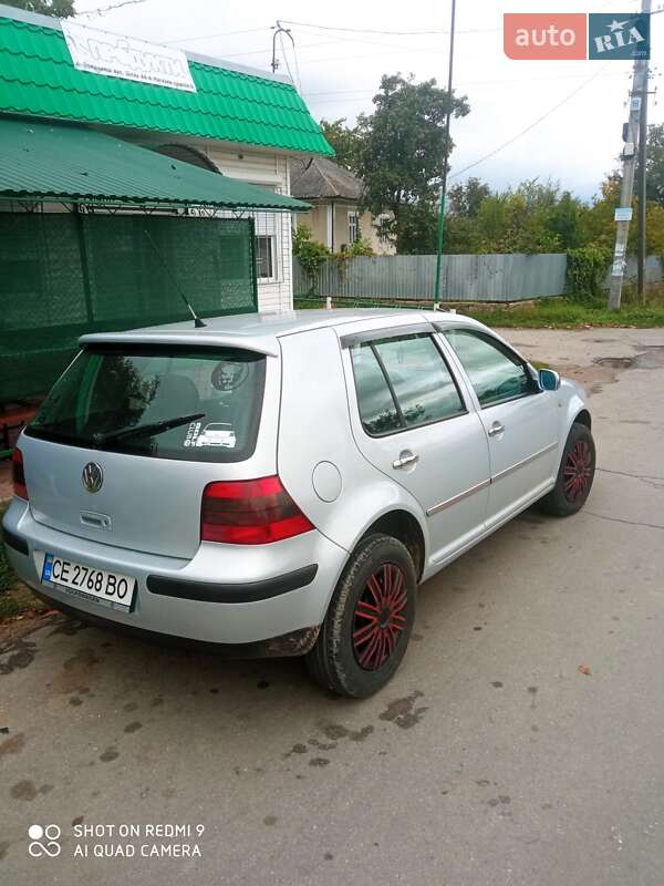 Хэтчбек Volkswagen Golf 1998 в Хотине