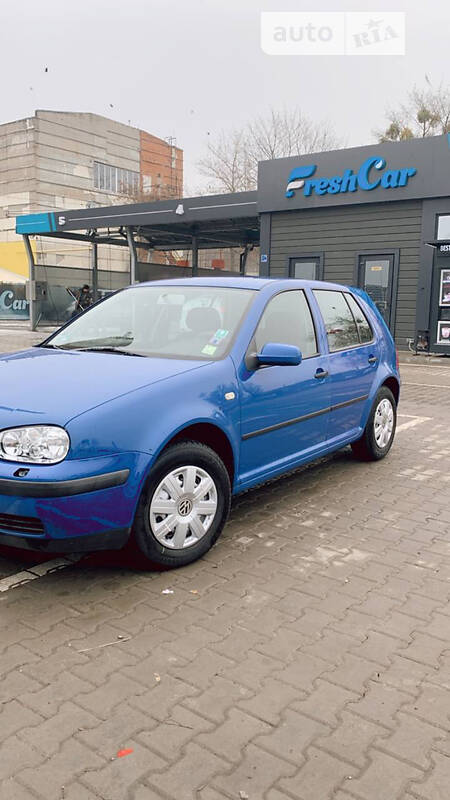 Хэтчбек Volkswagen Golf 1999 в Житомире