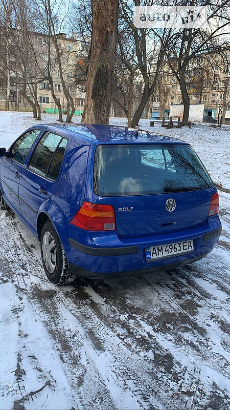 Хэтчбек Volkswagen Golf 1999 в Житомире