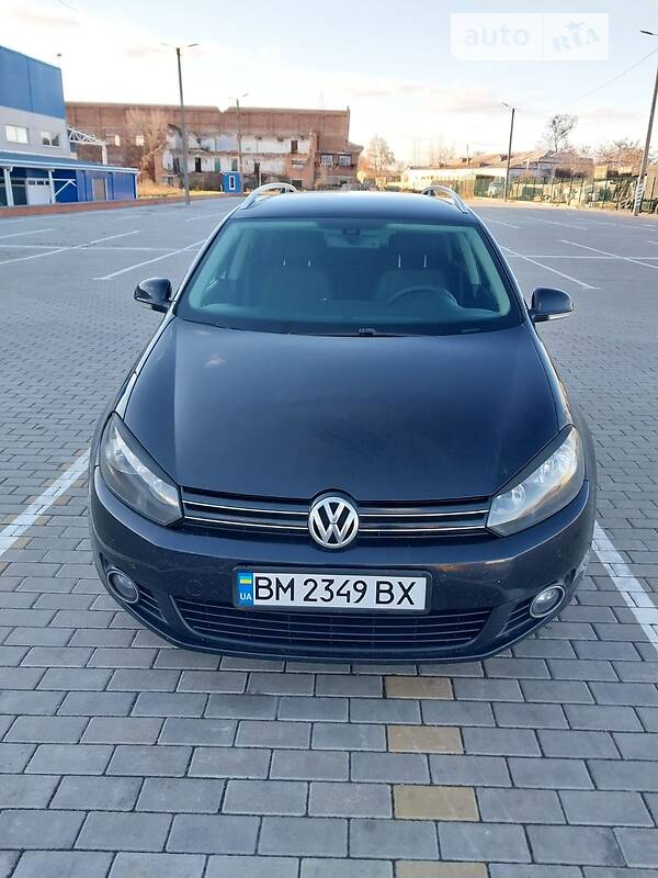 Универсал Volkswagen Golf 2011 в Сумах