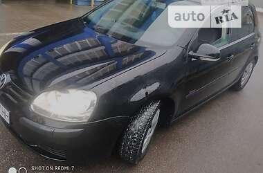 Хэтчбек Volkswagen Golf 2004 в Житомире