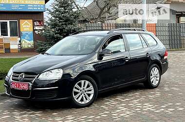 Универсал Volkswagen Golf 2008 в Сарнах