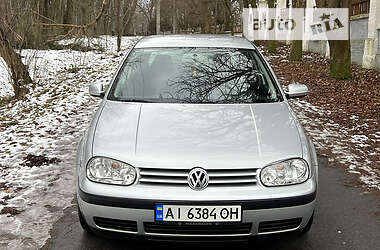 Хэтчбек Volkswagen Golf 2002 в Виннице