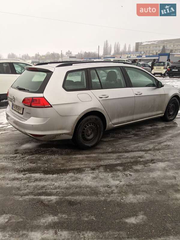 Універсал Volkswagen Golf 2013 в Києві