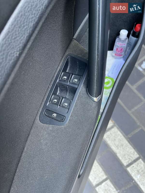 Универсал Volkswagen Golf 2014 в Киеве