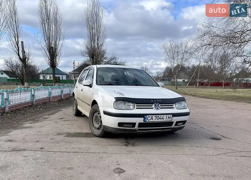 Volkswagen Golf