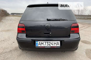 Хетчбек Volkswagen Golf 2002 в Бердичеві