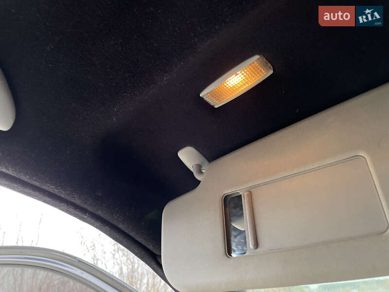 Хэтчбек Volkswagen Golf 2002 в Бердичеве