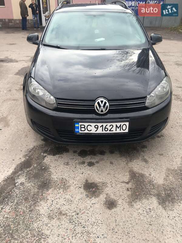 Универсал Volkswagen Golf 2010 в Львове