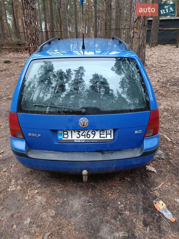 Универсал Volkswagen Golf 2000 в Иванкове