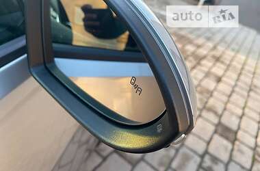 Універсал Volkswagen Golf 2017 в Івано-Франківську