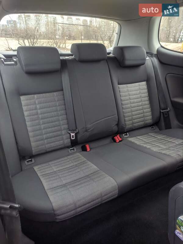 Хетчбек Volkswagen Golf 2007 в Черкасах