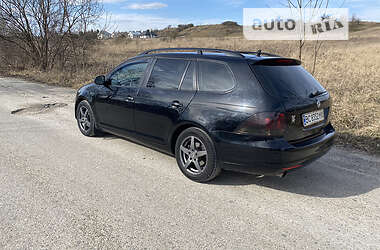 Універсал Volkswagen Golf 2013 в 
