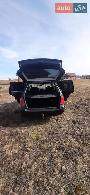 Універсал Volkswagen Golf 2002 в Камені-Каширському