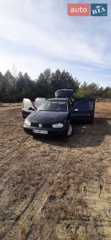 Універсал Volkswagen Golf 2002 в Камені-Каширському