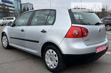 Хэтчбек Volkswagen Golf 2005 в Одессе