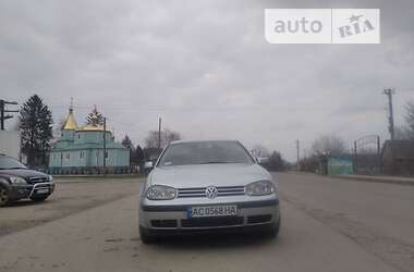 Хэтчбек Volkswagen Golf 2000 в Луцке