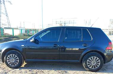 Хетчбек Volkswagen Golf 2001 в Одесі