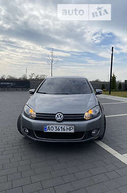 Хэтчбек Volkswagen Golf 2011 в Мукачево