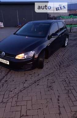 Хэтчбек Volkswagen Golf 2013 в Ужгороде