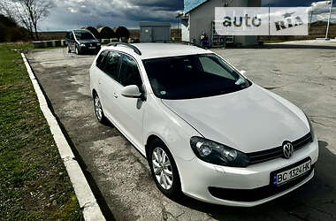 Универсал Volkswagen Golf 2012 в 