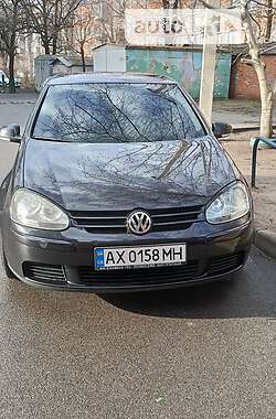 Хэтчбек Volkswagen Golf 2004 в Харькове