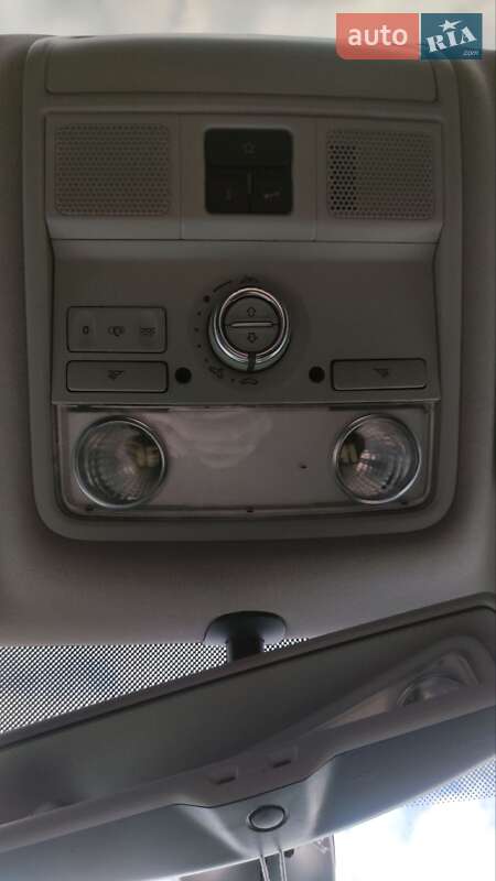 Універсал Volkswagen Golf 2012 в Івано-Франківську