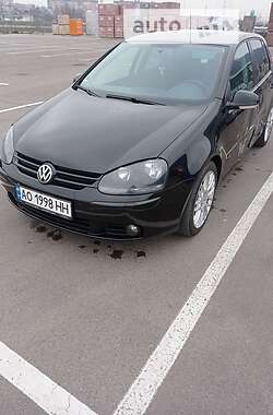 Хетчбек Volkswagen Golf 2006 в Мукачевому