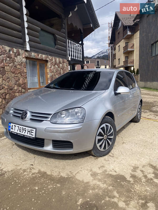 Volkswagen Golf 2004