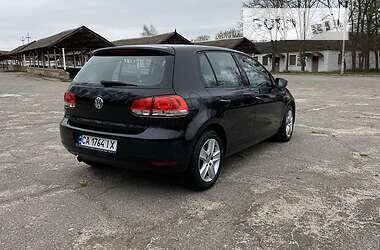 Хэтчбек Volkswagen Golf 2009 в 