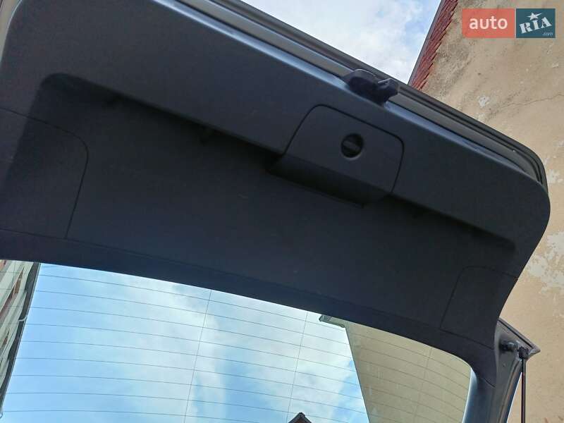 Універсал Volkswagen Golf 2014 в Мукачевому