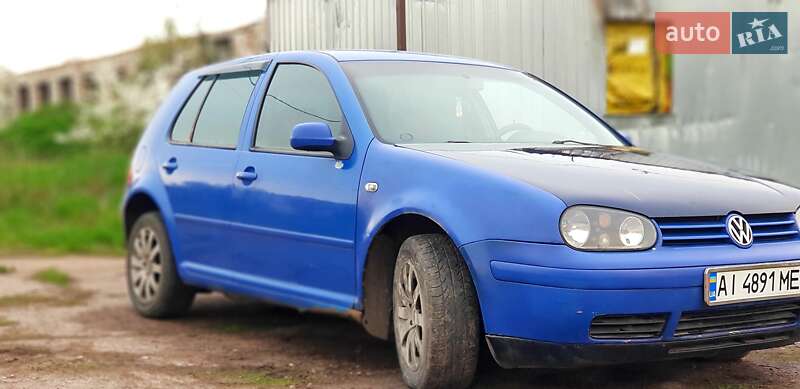 Хэтчбек Volkswagen Golf 1998 в Киеве