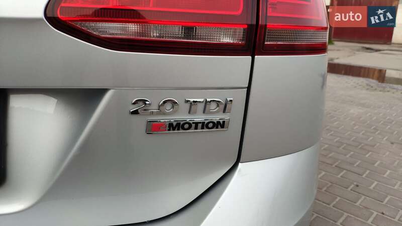 Універсал Volkswagen Golf 2016 в Києві